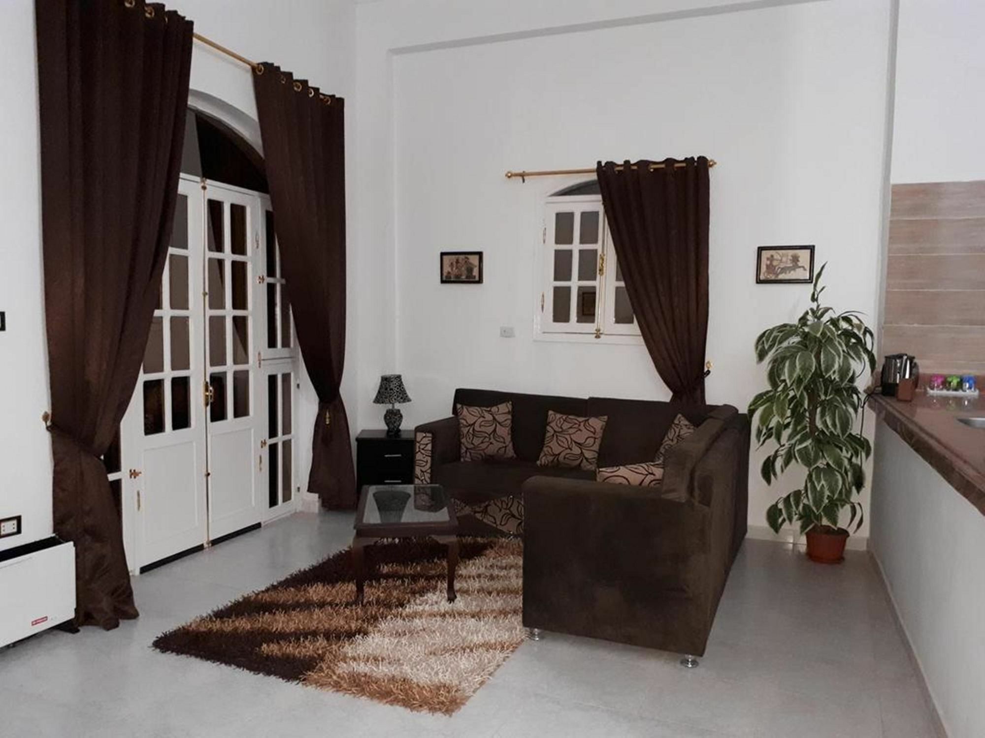 Appartement Angel Eyes House à Louxor Extérieur photo